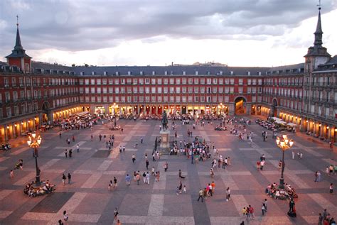 plaza mayor wikipedia.